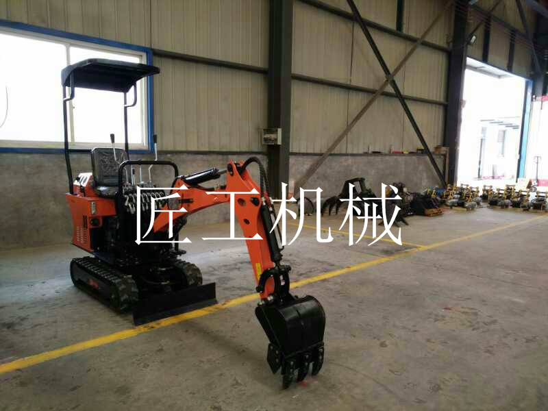 小型挖掘机微型迷你履带式挖掘机