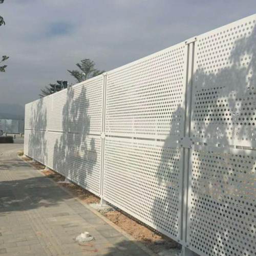 定制 广州现货冲孔网栏工地车间隔离网围栏围挡 板防风施工镀锌冲