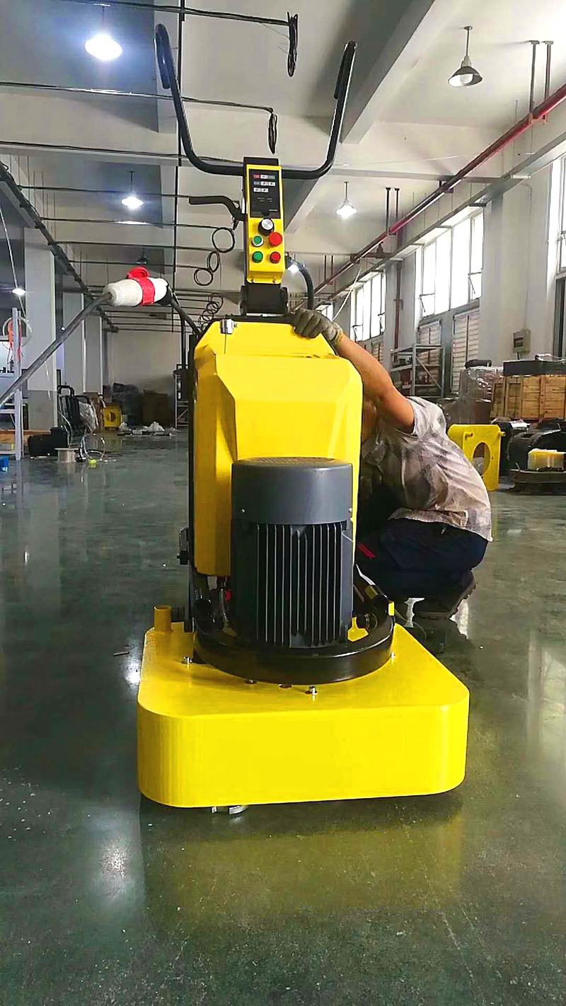 价格实在！混凝土地面研磨机 630型四盘打磨机