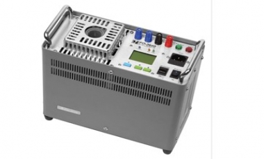 PD-2680 中高温经济型干体式温度校准器