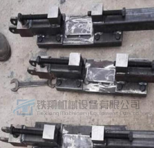 轨排支撑架新型工装细节操作
