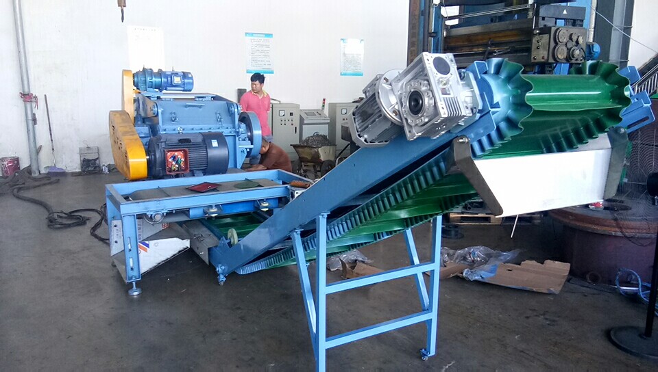 ZH塑钢带铁系列破碎机 强劲动力一小时高产3吨