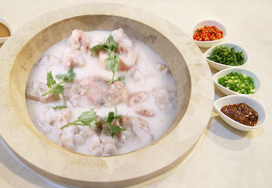 石锅鱼加盟品牌  石器食代诠释美食的魅力