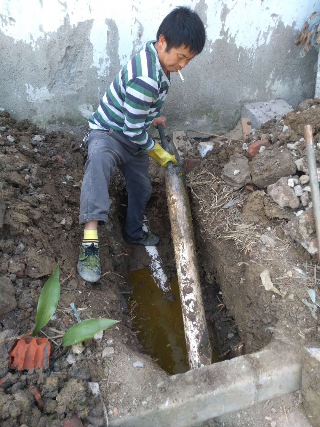 苏州高新区管道开挖 管道改造 工厂小区沟槽开挖 化粪池改建