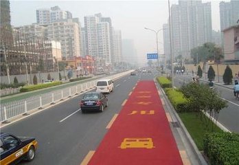 江苏徐州彩色路面喷涂剂对新修路面施工方案