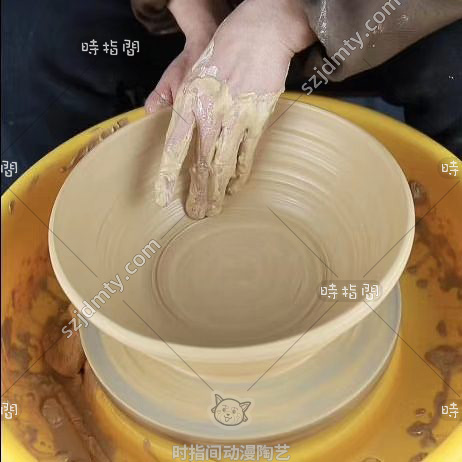 动漫手工陶艺店装修有什么特色