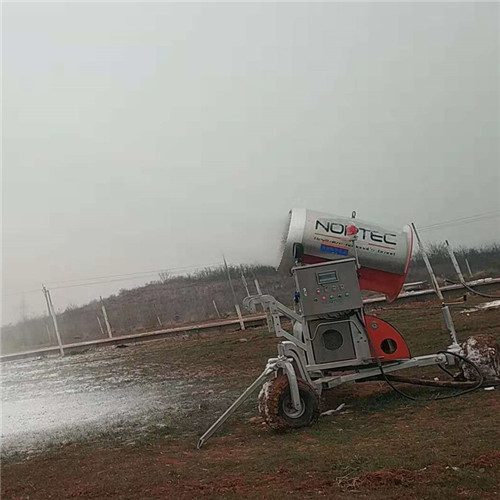 冬季户外可移动造雪机 提供优质雪源的造雪机厂家