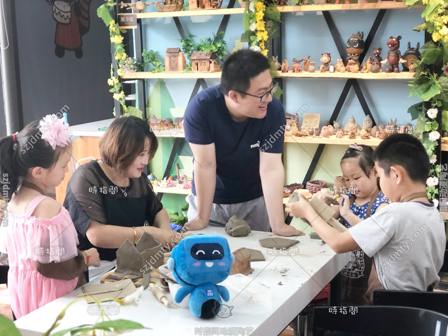 时指间陶艺店装修样式怎么样