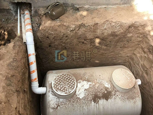 玻璃钢化粪池市场价格 旱坐便器用水嘴喷头-港骐