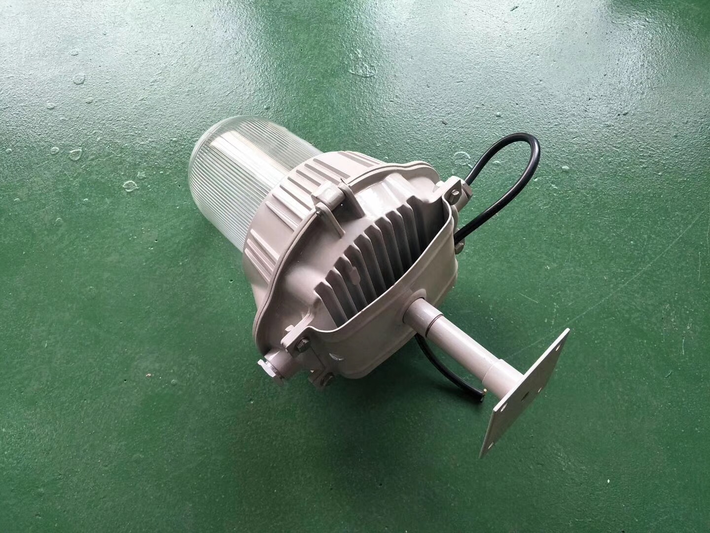 SW7100 防眩泛光工作灯150W,100W,70W