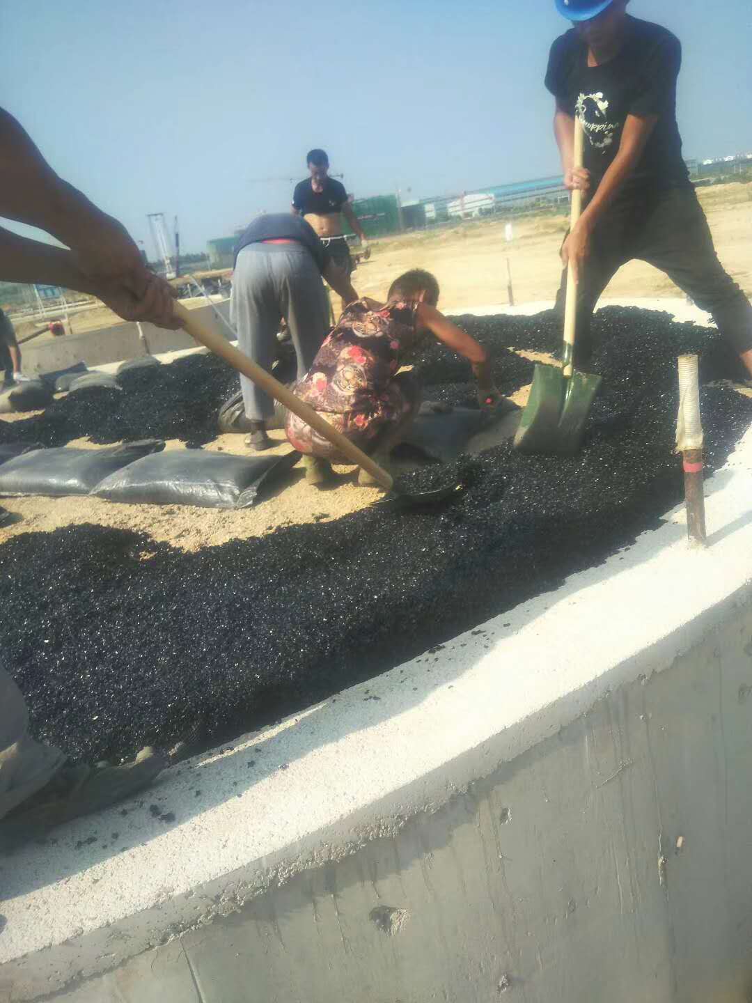 辽宁葫芦岛罐底防腐沥青砂垫层免费提供施工指导
