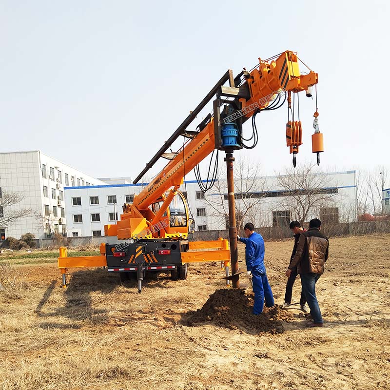 汽车吊改螺旋打桩机 地基螺旋打桩机 大扭矩螺旋钻孔打桩机