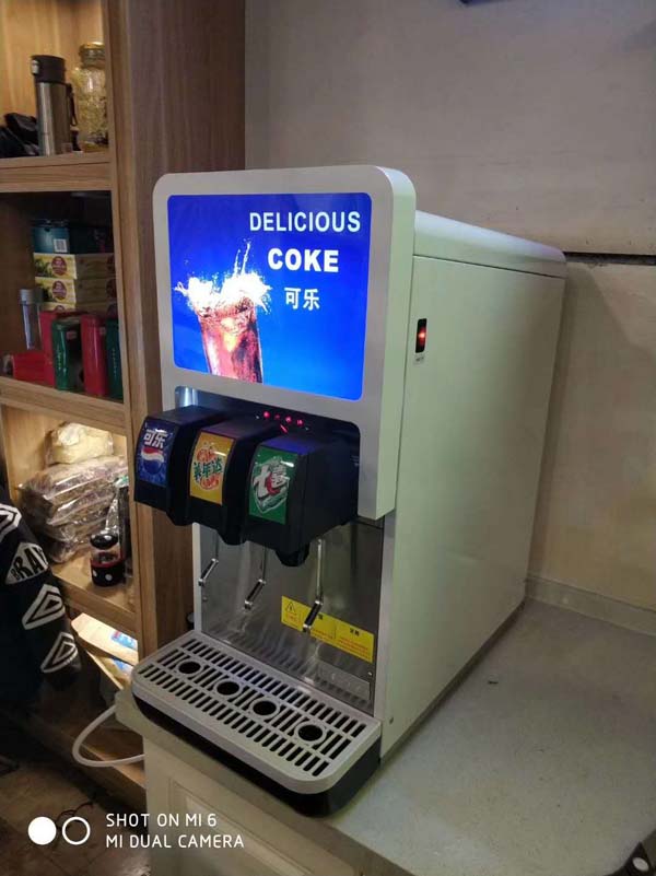 学校餐厅可乐机大脸鸡排专用可乐机-汉堡店可乐机供应