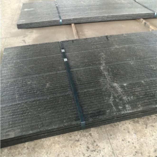 高硬度耐磨板  6+4耐磨板耐   磨堆焊复合钢板