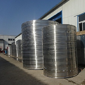 1.5吨不锈钢圆形保温水箱厂家直销
