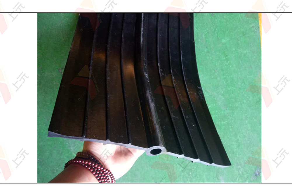 300×8中埋式651型橡胶止水带厂家