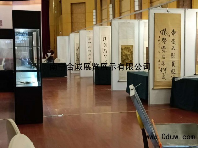 南宁租赁展会洽谈桌椅展览射灯展具展位KT板制作安装