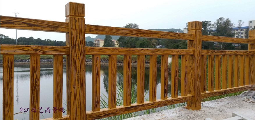 艺高栏杆叔：道路护栏水泥仿木厂家安装流程，河道生态仿木水泥栏杆的特点
