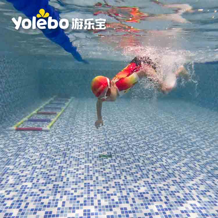 上海建设小型家庭游泳池多少钱-别墅游泳池造价
