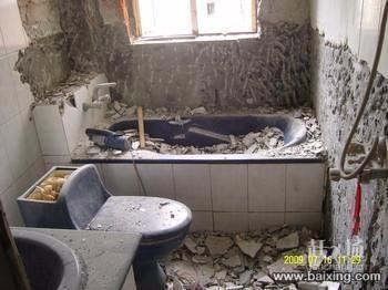 苏州高新区承接卫生间改造翻新,注浆防水=敲浴缸改造贴瓷砖