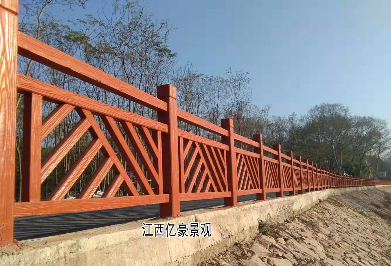 护栏价格是多少一米制作，水泥围栏护栏价格，仿木护栏生产厂家批发
