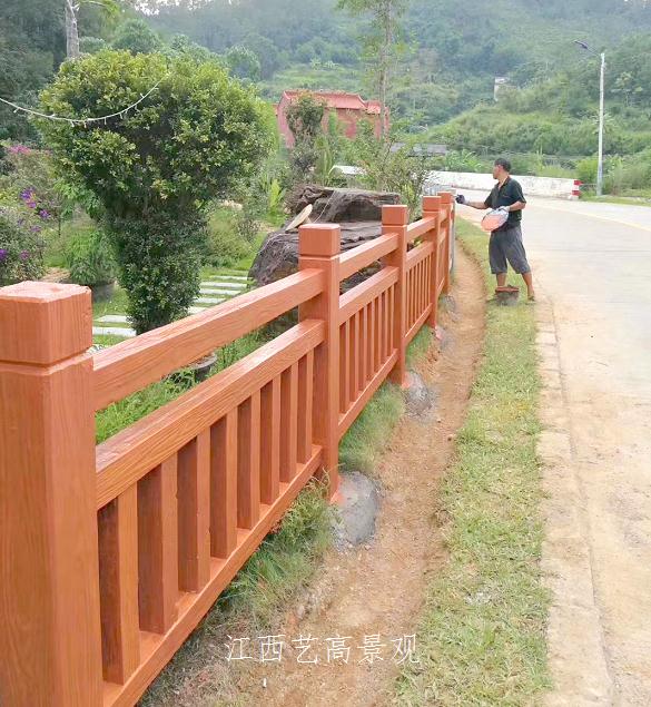 水泥仿木栏杆生产厂家浅析：户外道路护栏材质如何选择？