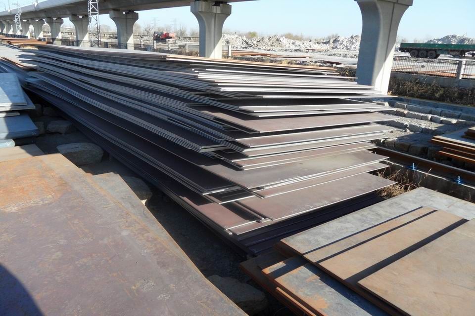 无锡耐磨钢种类繁多，大体上可分为高锰钢，中、低合金耐磨钢