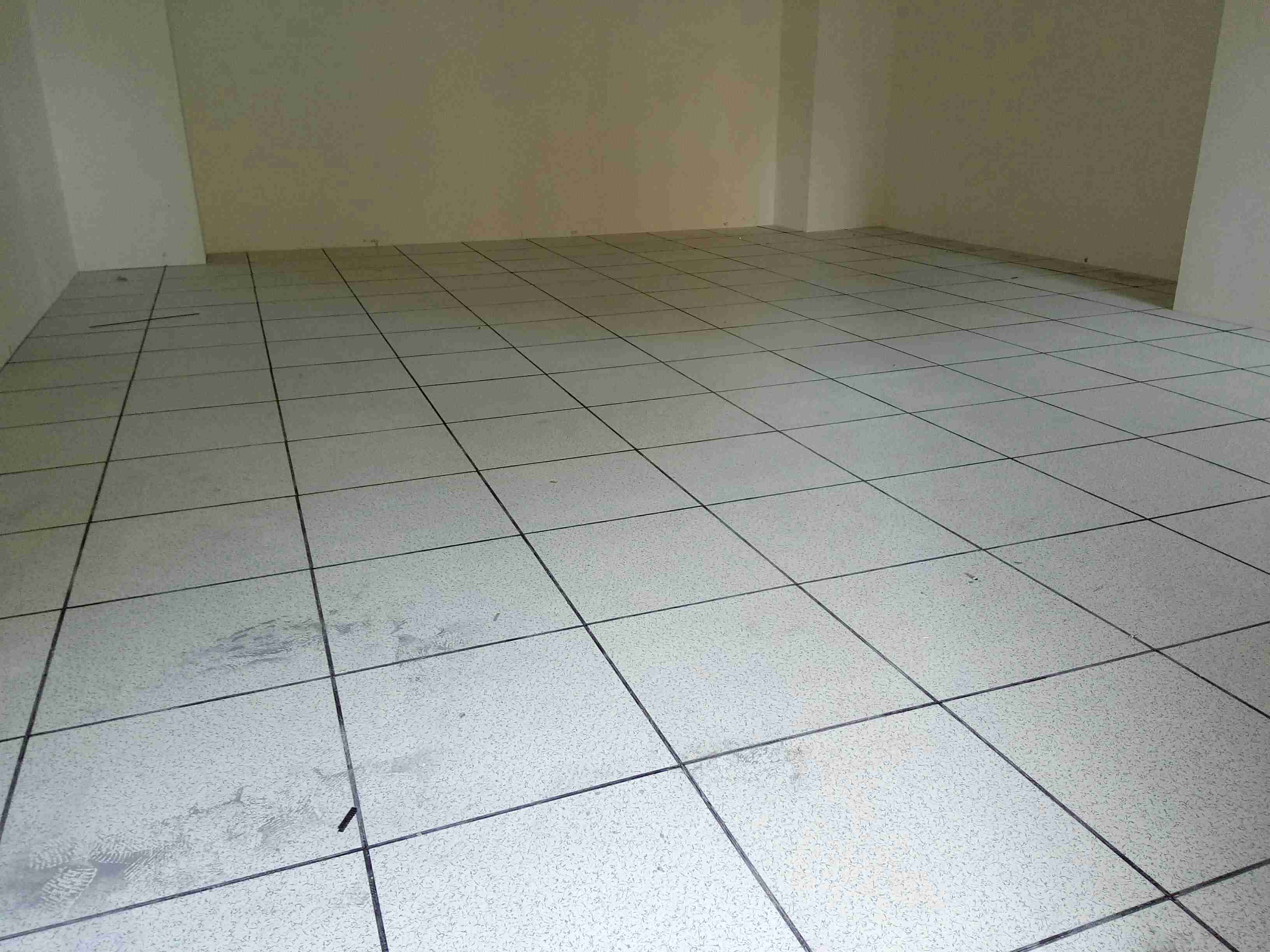 架空地板泸州计算机教室陶瓷防静电地板