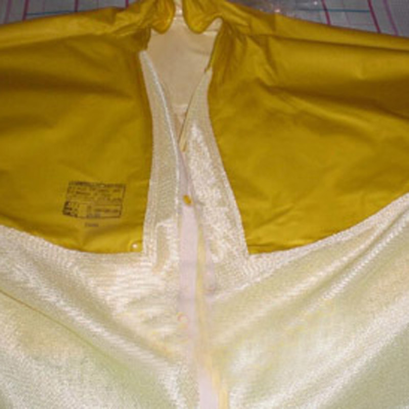 日本YS品牌树脂绝缘服YS124-07-04树脂绝缘衣直销