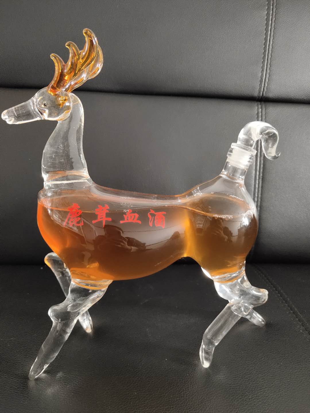 鹿造型玻璃酒瓶小鹿形状艺术酒瓶
