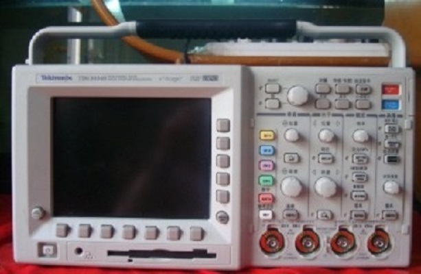 TDS3054B数字荧光示波器