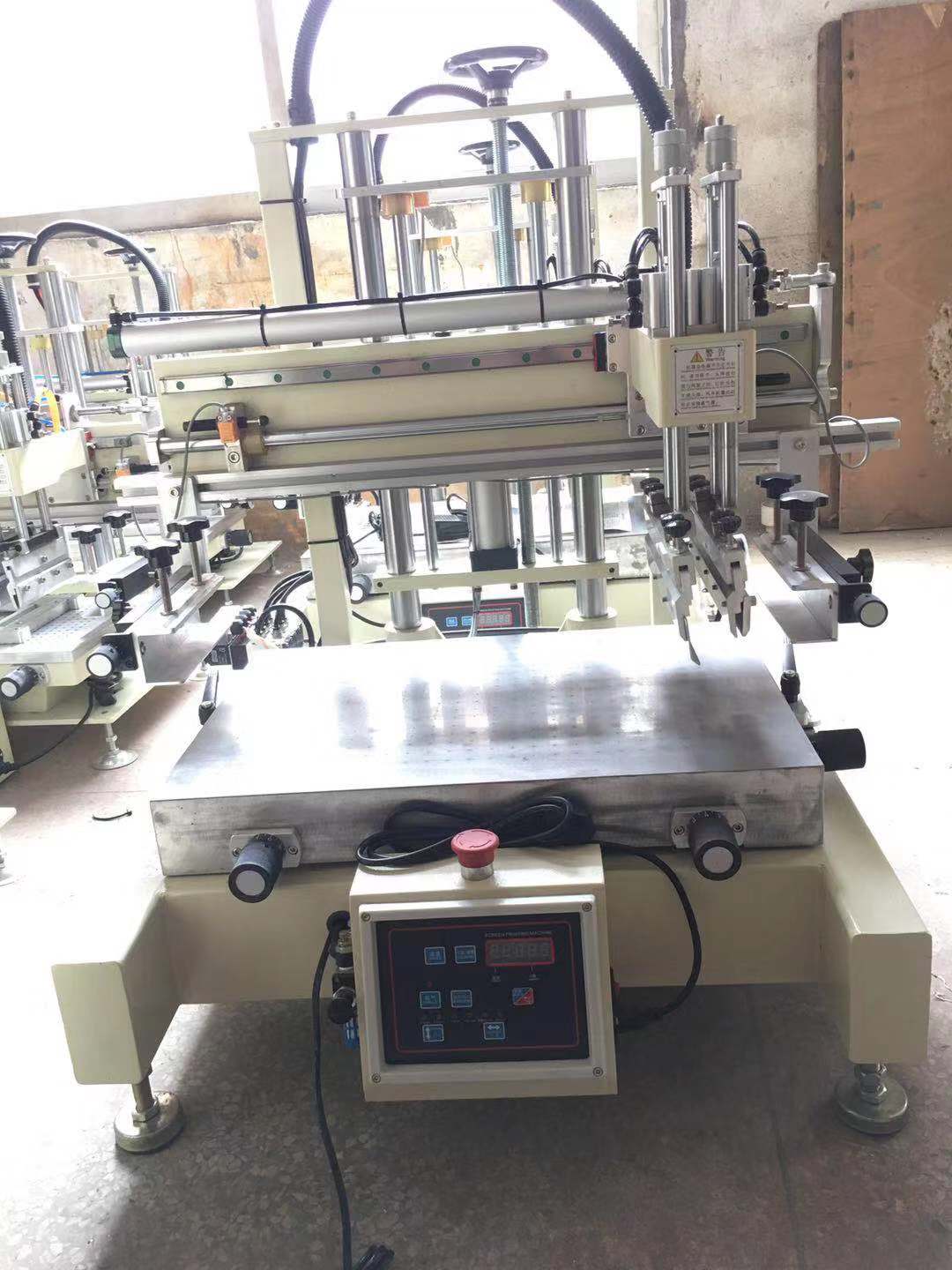 保定市小型台式丝印机曲面滚印机全自动丝网印刷机厂家