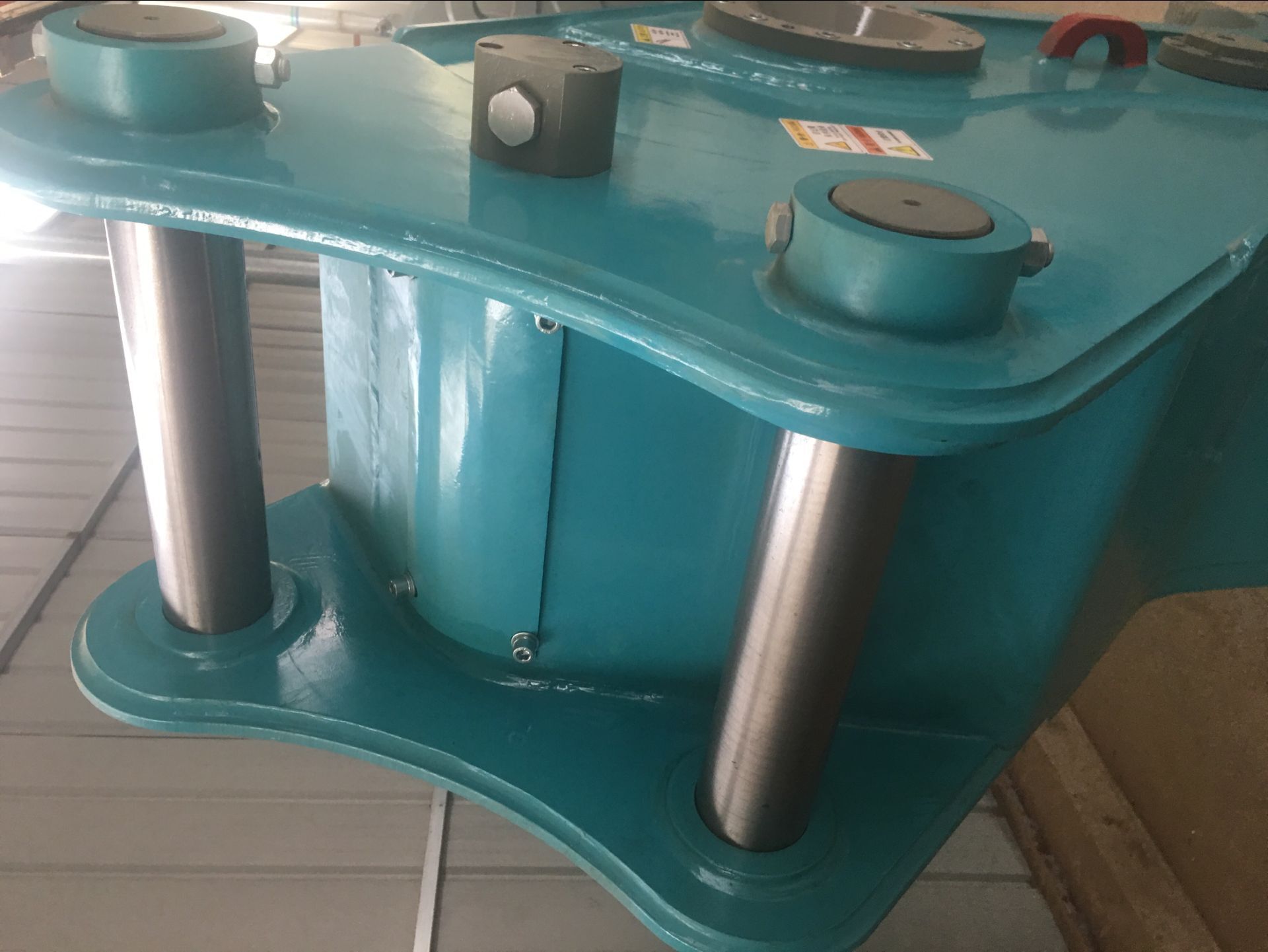 建筑垃圾破碎夹钳 40吨挖掘机属具颚式粉碎钳霸州生产