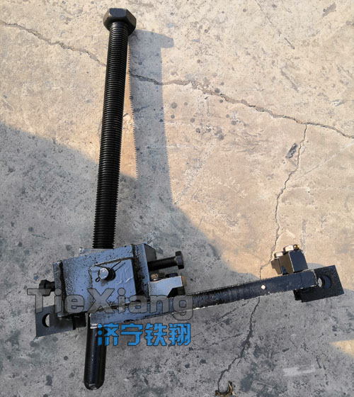 轨道螺杆精调器