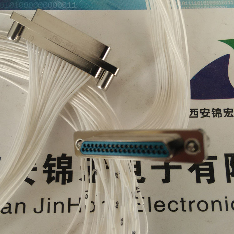 出厂价特推J30J-37TJL压接式矩形连接器