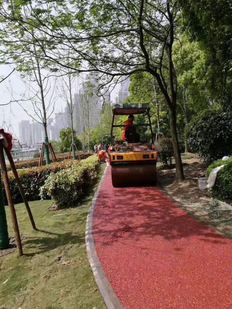 西宁透水地坪批发销售压花地坪报价