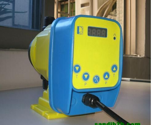 压力0.5mpa的150L 200L计量泵