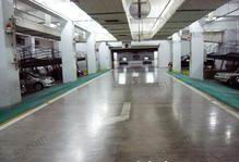 超市物流公司货物装卸区用金刚砂耐磨材料做地面