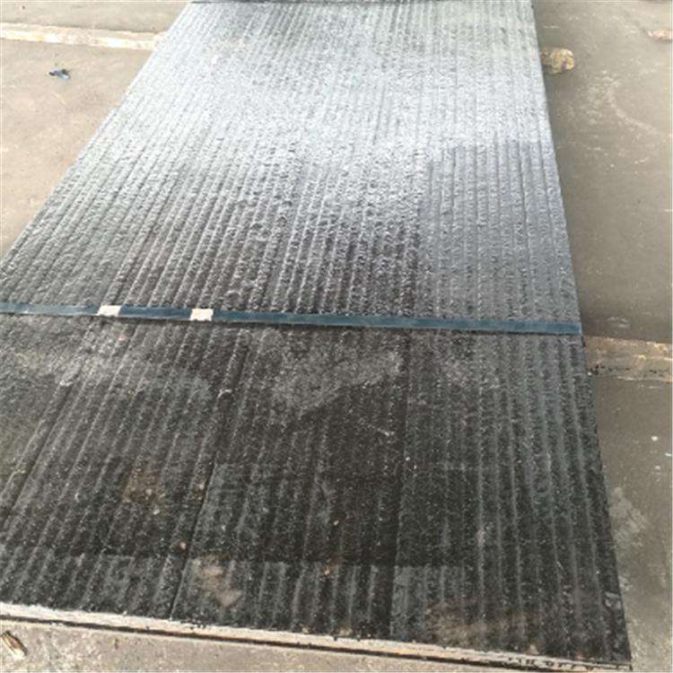 济宁国龙供应10+4耐磨碳化铬复合钢板