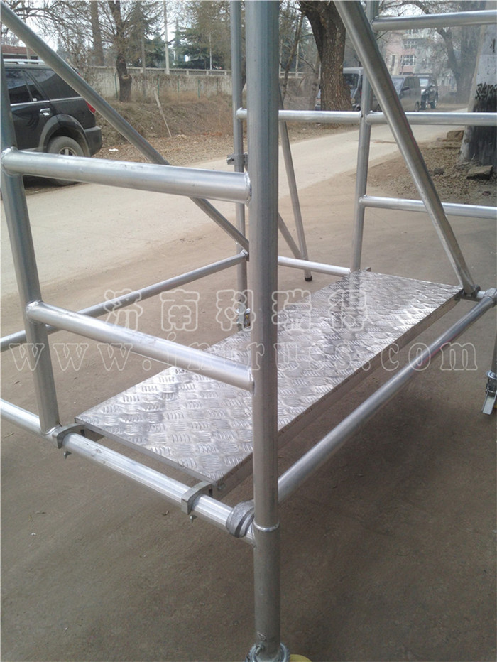 铝合金脚手架 移动工作平台 工程梯子装修工具厂家