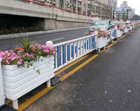 花箱栏杆新潮流，提高城市景观品味