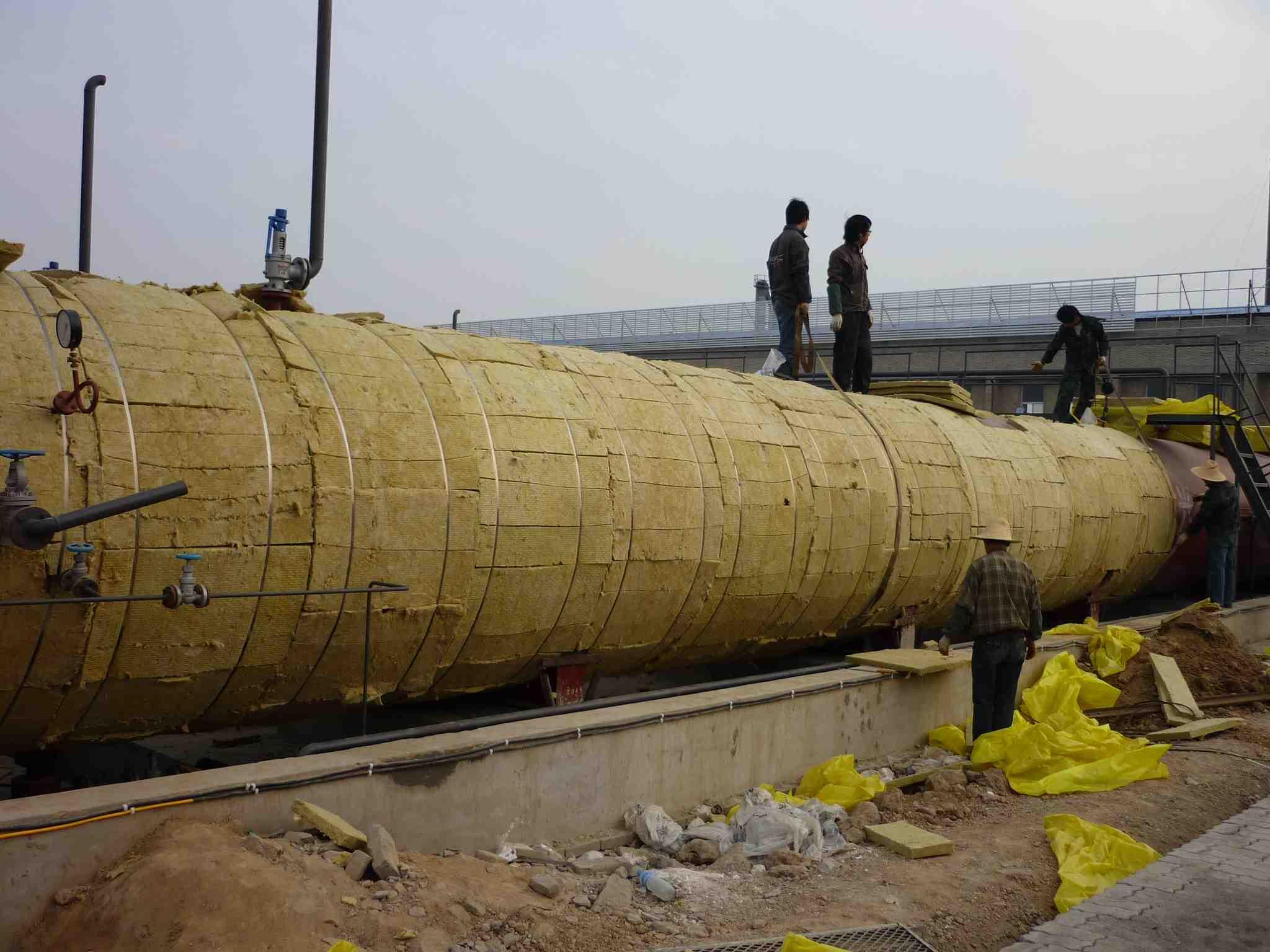 天津换热站机组设备外保温承包 橡塑彩钢板保温安装