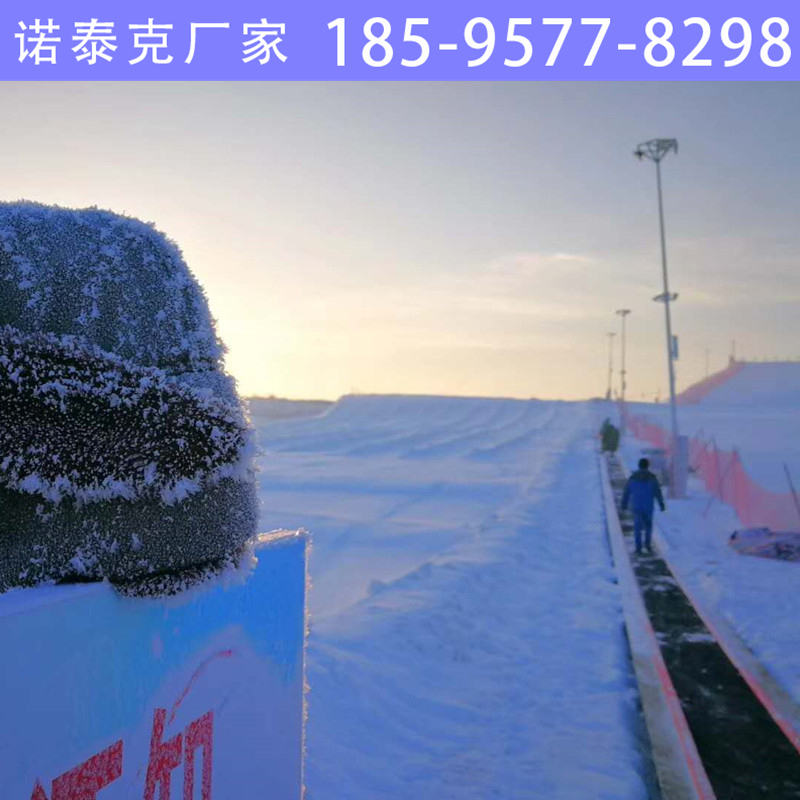 雪场魔毯乘坐方式 临汾雪道电梯乘坐不能嬉戏打闹