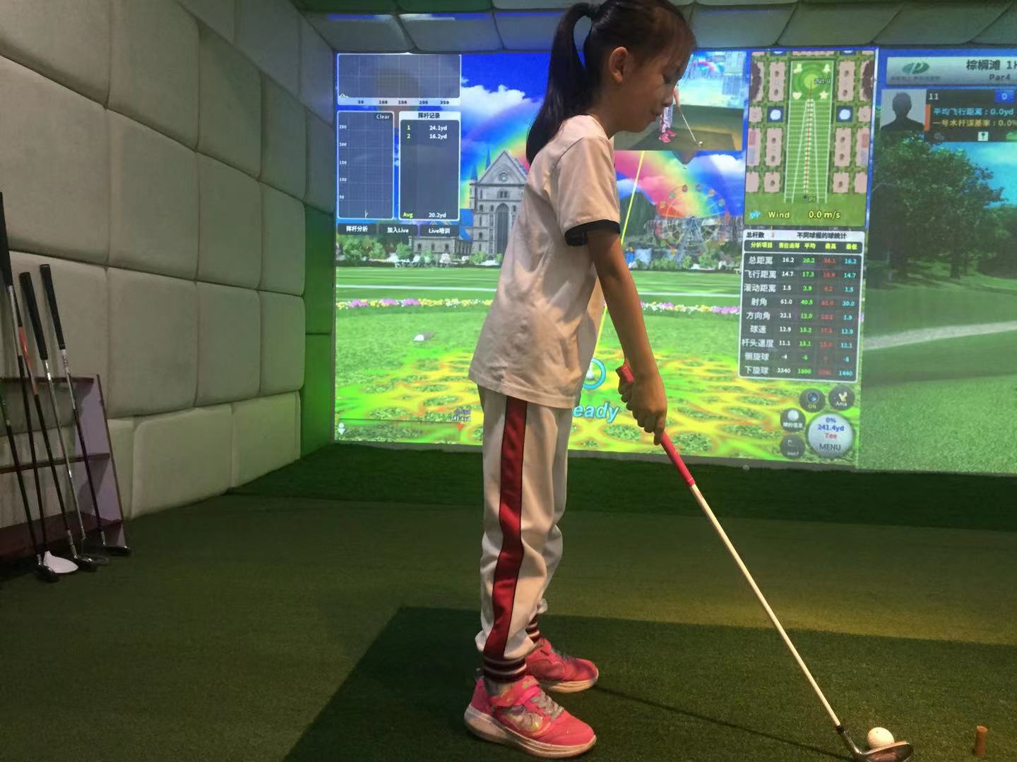 青少年儿童高尔夫练习场室内模拟高尔夫校园高尔夫设备MagicGolf