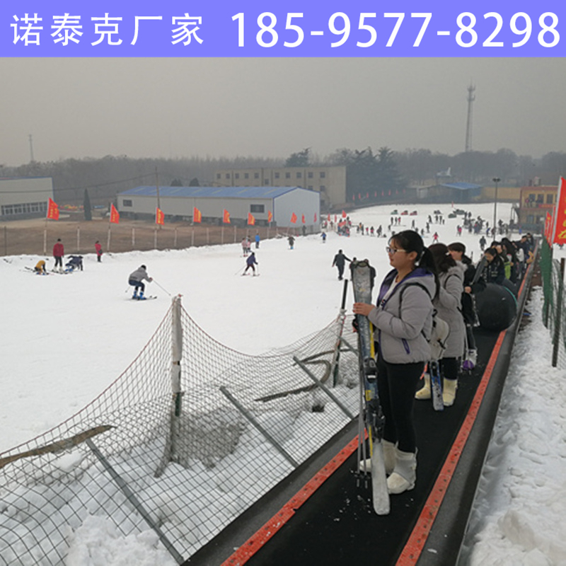 雪场电梯可载游客及雪圈 赤峰雪毯输送带匀速传送