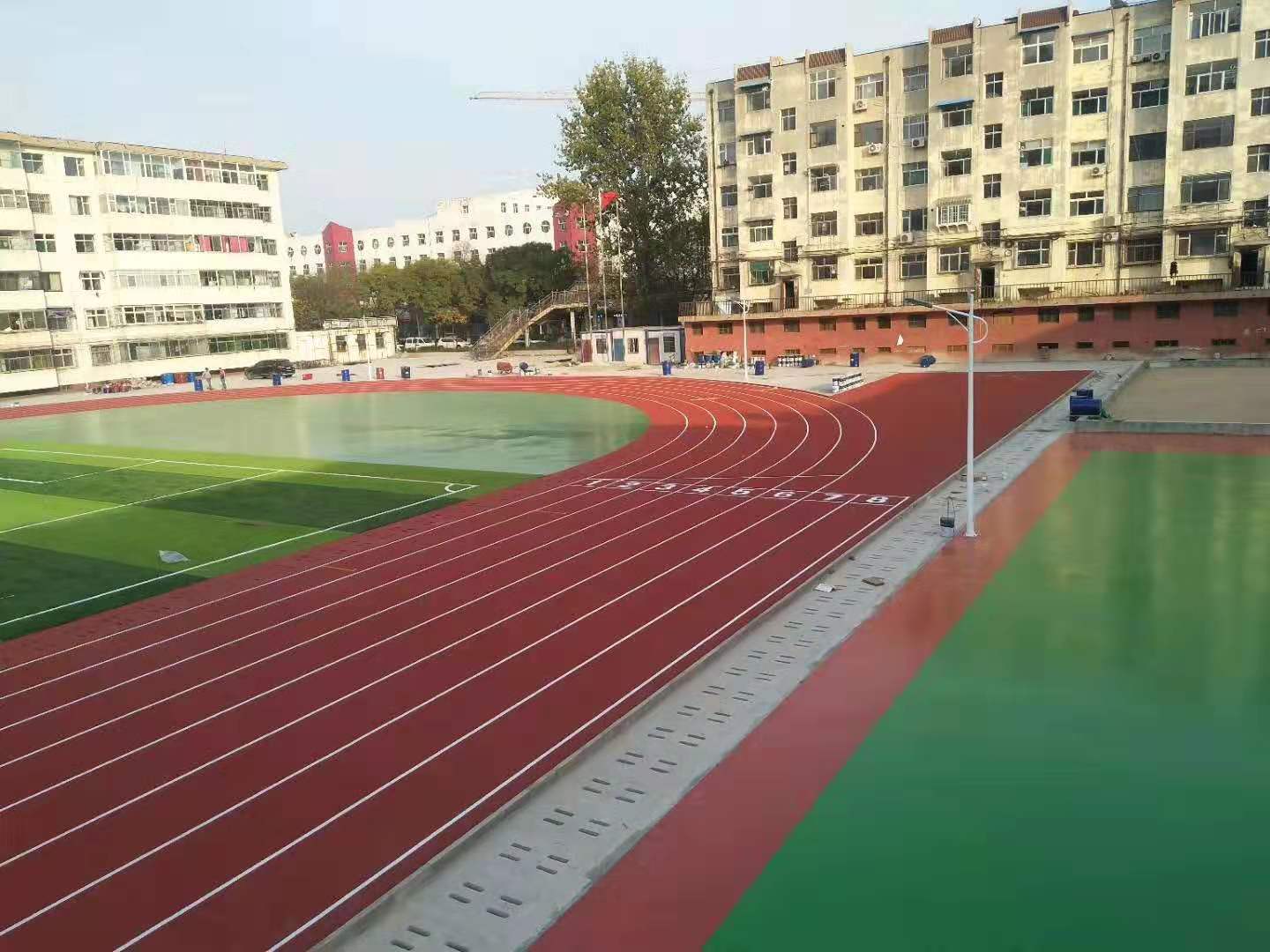 13mm加厚EPDM塑胶跑道