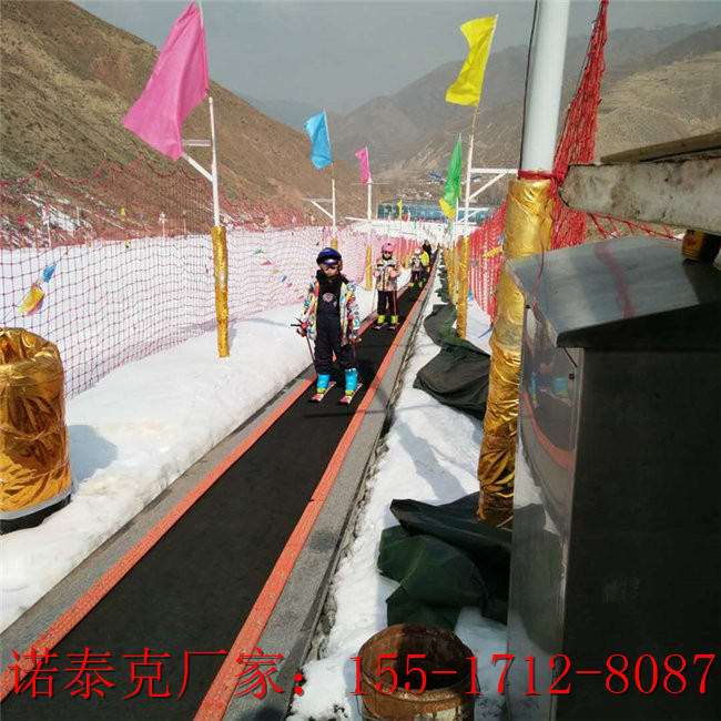 搭建景区载客魔毯云梯售价 双向载客输送带雪梯魔毯