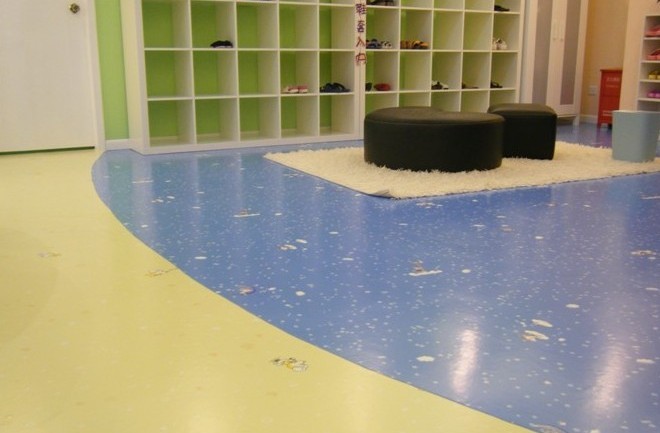 南充PVC地胶塑胶地板防静电PVC吸音地板