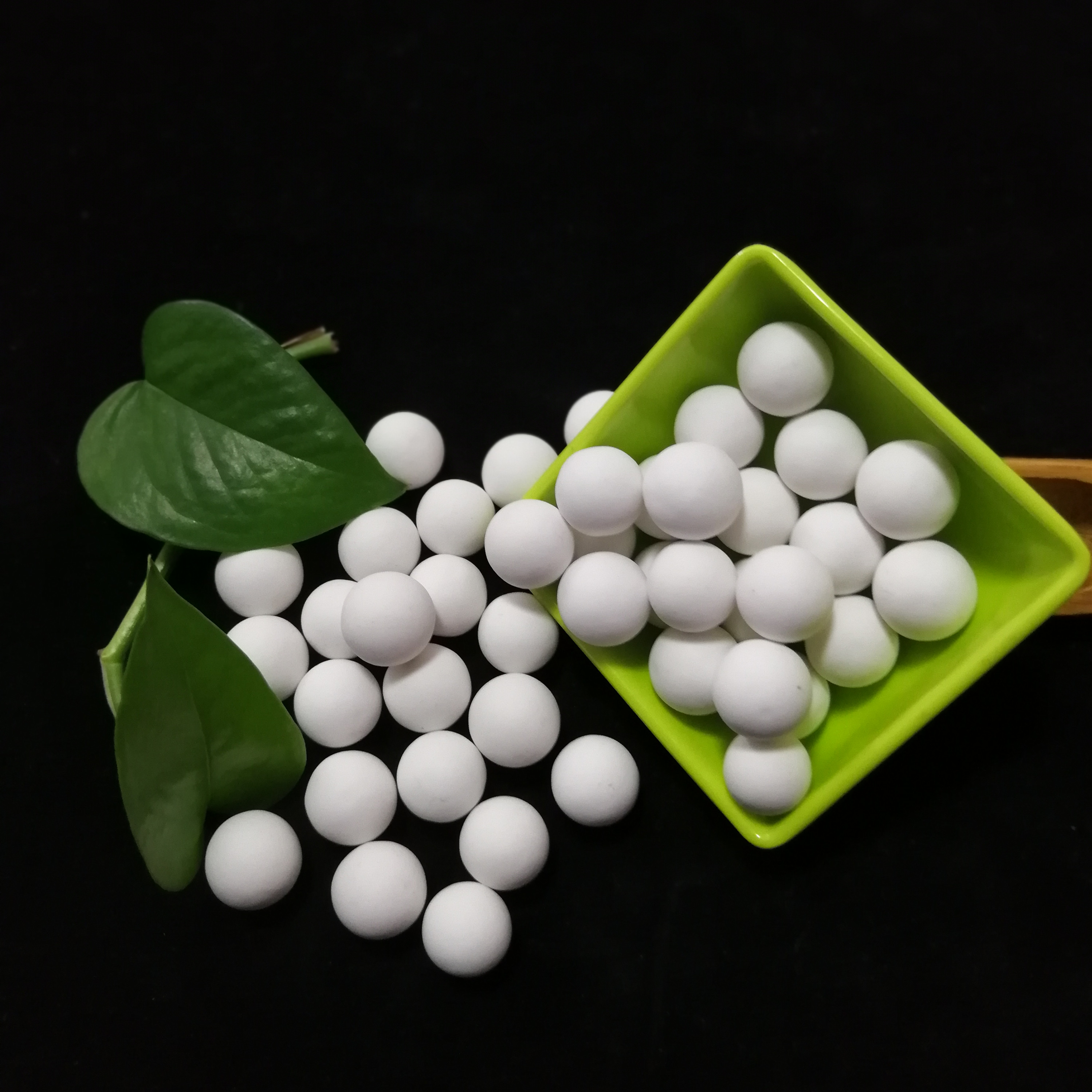 淄博产地货源 研磨氧化铝球石 高铝球 92&95氧化铝含量