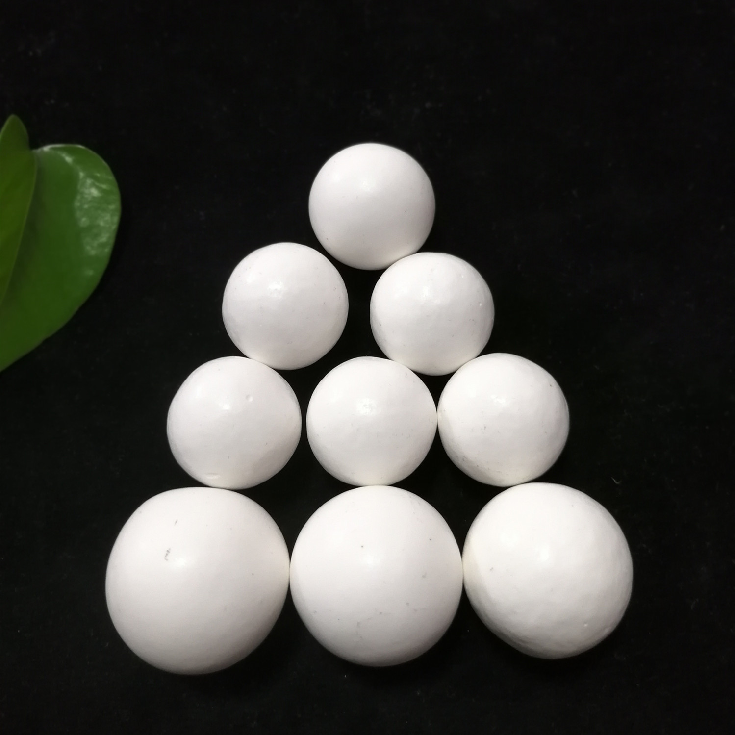 供应氧化铝球 92%高铝球 陶瓷研磨球